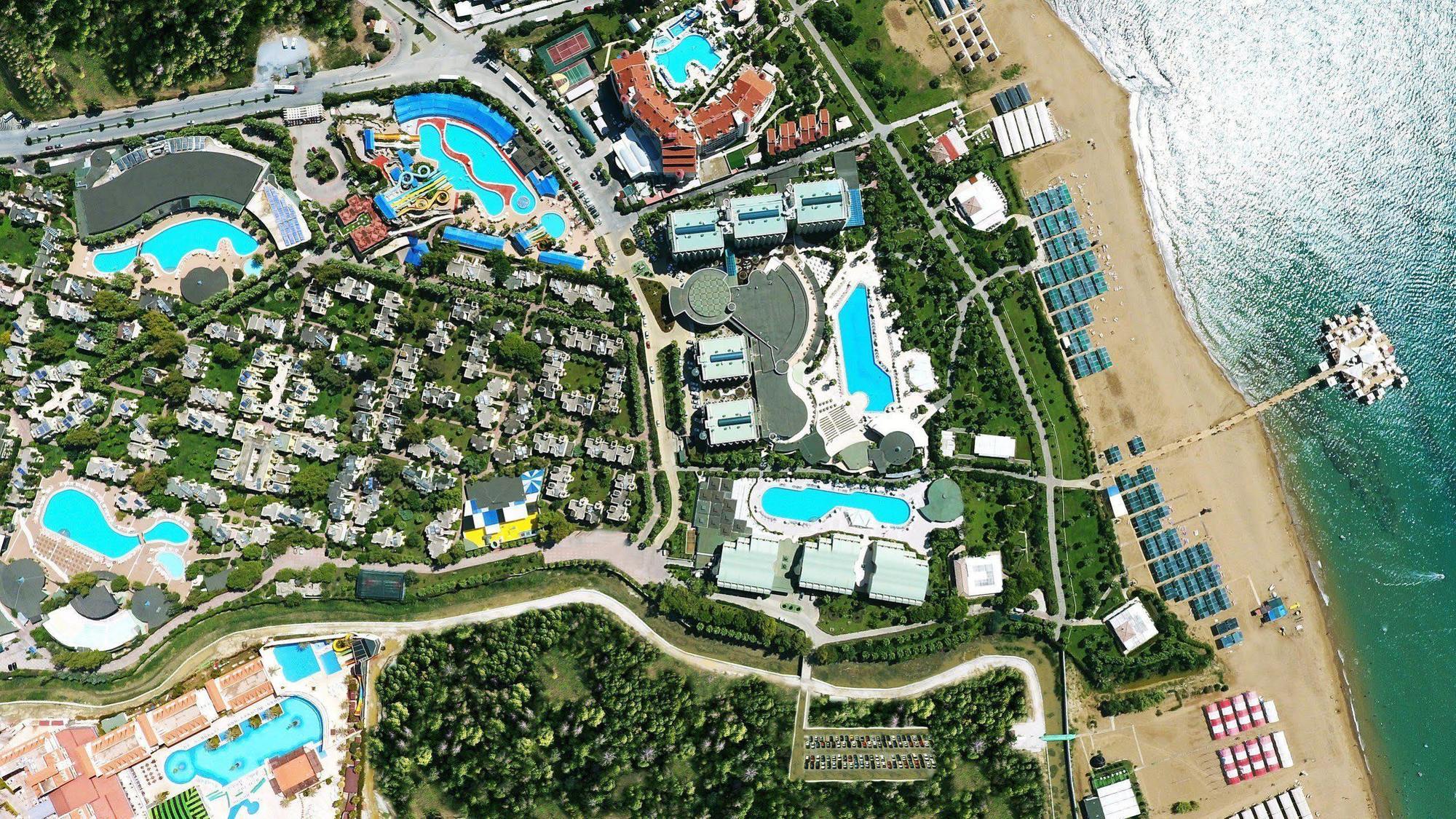 Vonresort Elite & Aqua 5* Side