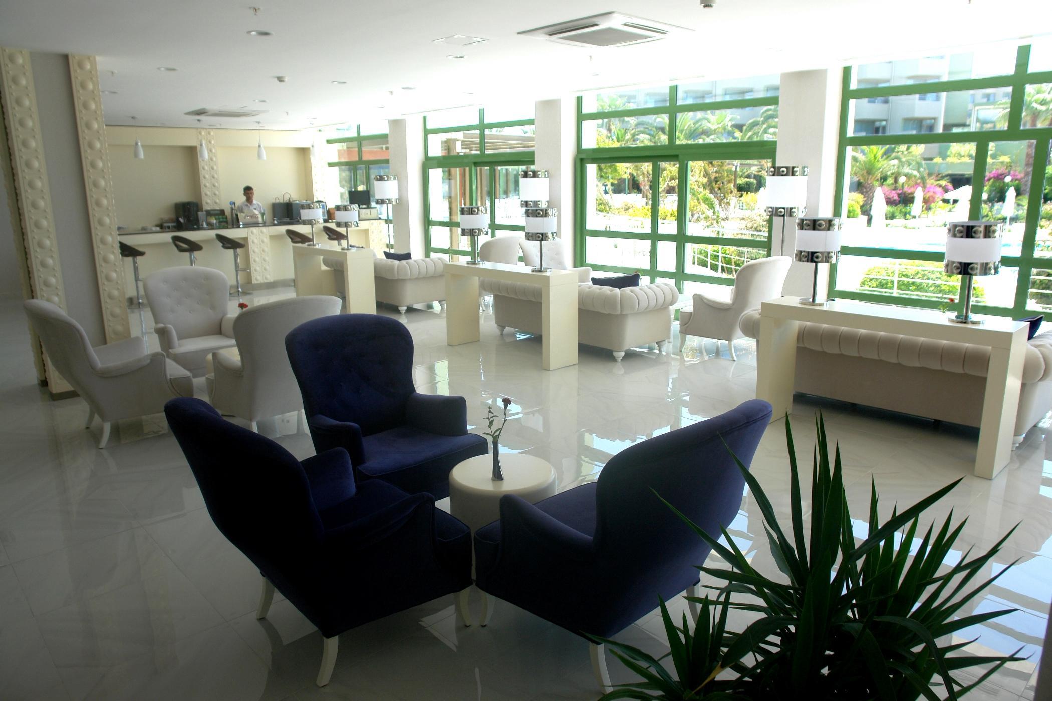 Vonresort Elite & Aqua Resort Side