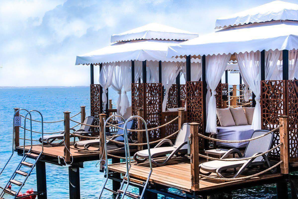 Vonresort Elite & Aqua 5* Side
